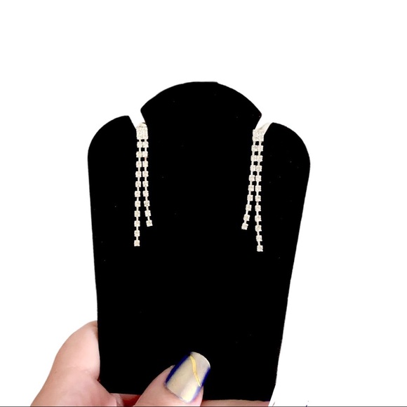 🆕 Dainty Silver White CZ Drop Dangle Earrings w/Split Tassel Bottom NWT - Picture 6 of 6